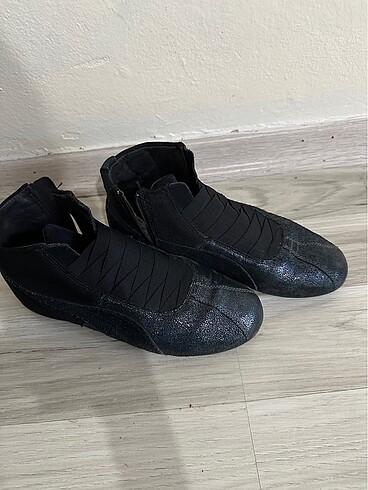 Orjinal puma 37 numara