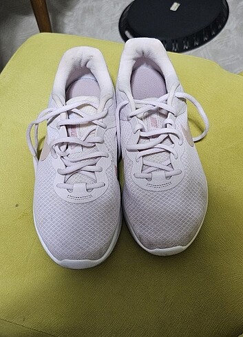 NIKE AYAKKABI