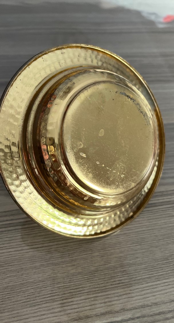 Parlak Altın Renk Yılan Desenli Sofra Ürünü - Görsel 3