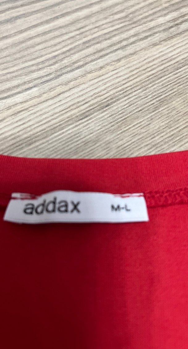 Kadın Kırmızı V Yaka Basic Tişört - Görsel 2