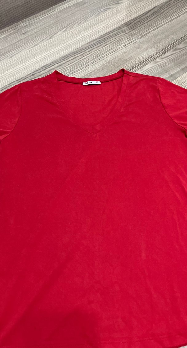 Kadın Kırmızı V Yaka Basic Tişört - Görsel 3