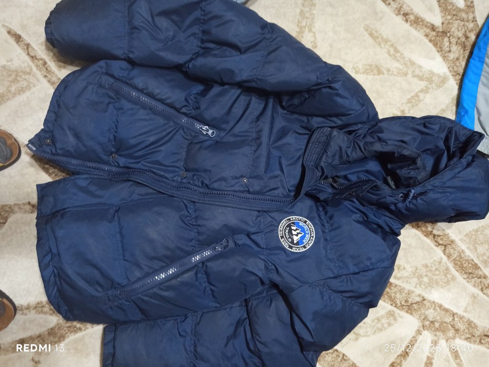 kışlık mont hummel - Görsel 2