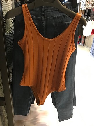 Çıtlı çıtlı body