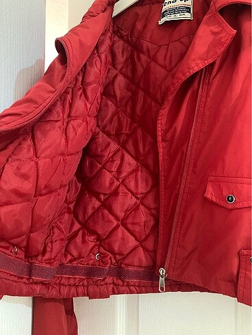 Diğer S beden uyumlu kırmızı ceket