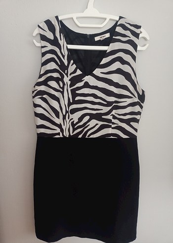 Zebra Desenli Kolsuz Mini Elbise
