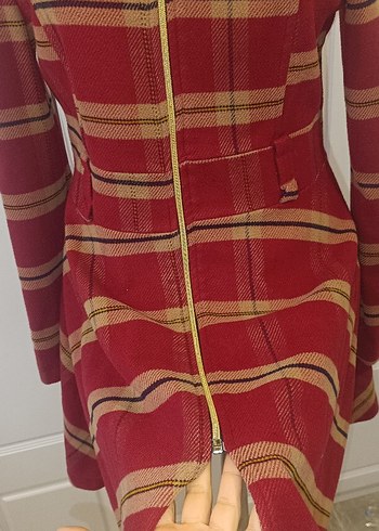 Uzun Bordo Çizgili Kadın Kaban - Görsel 4