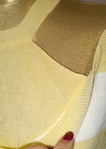 V Yaka Sarı Çizgili Kadın Kazak - Görsel 5