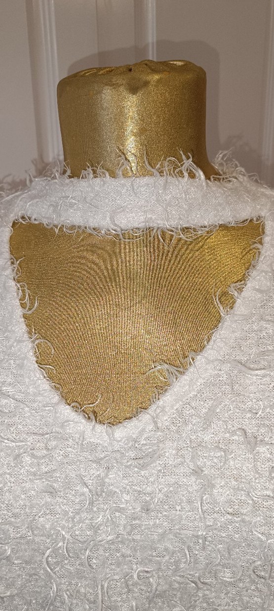 V Yaka Beyaz Örgü Salaş Kadın Kazak - Görsel 2