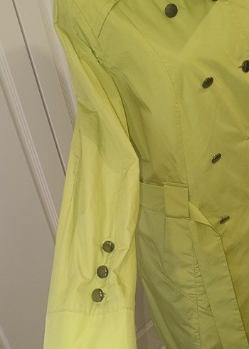 yeşil Düğmeli Uzun Kadın Trençkot - Görsel 2