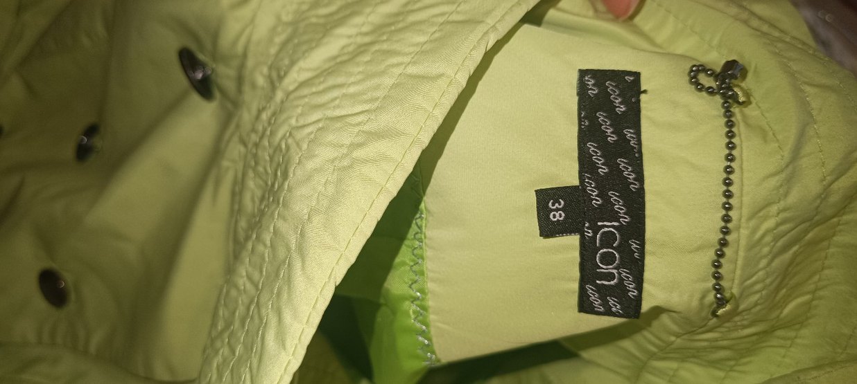 yeşil Düğmeli Uzun Kadın Trençkot - Görsel 4