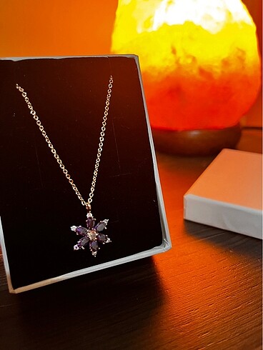Diğer Lotus kolye