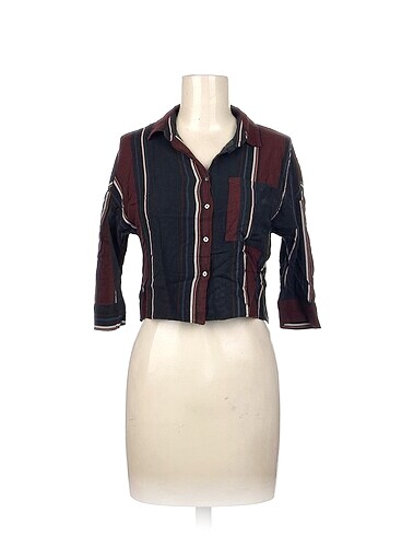 Pull and Bear Gömlek %70 İndirimli.