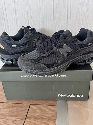 New balance 2002R phantom