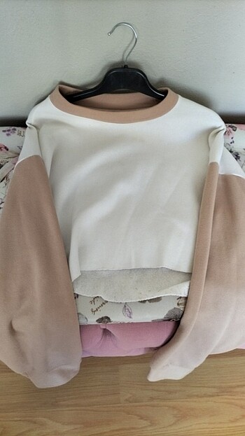  crop sweatshirt 
