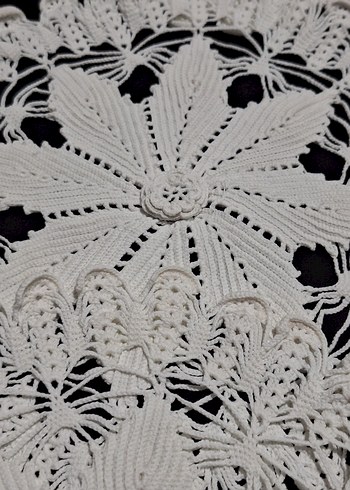 El İşçiliği Beyaz Dantel Masa Örtüsü 26cm - Görsel 2