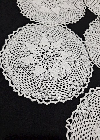 El Yapımı Beyaz Dantel Yuvarlak Amerikan Servis 6 adet - Görsel 2