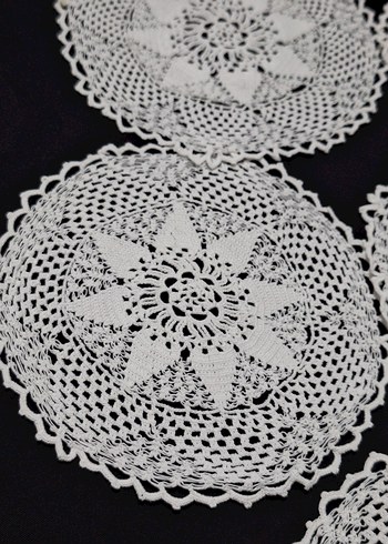 El Yapımı Beyaz Dantel Yuvarlak Amerikan Servis 6 adet - Görsel 3