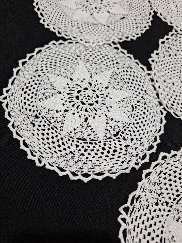 El Yapımı Beyaz Dantel Yuvarlak Amerikan Servis 6 adet - Görsel 2