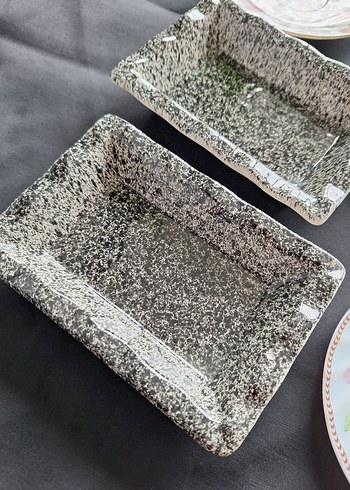 Çeşitli Desenli Porselen Tabaklar Seti - Görsel 2