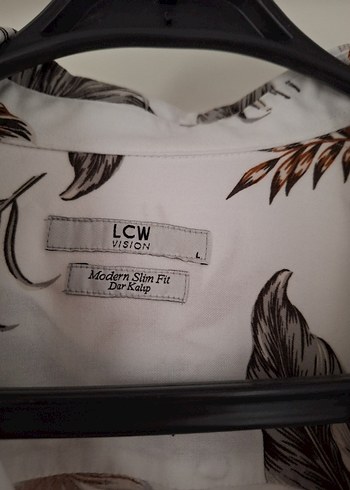 LC Waikiki Erkek Desenli Kısa Kollu Gömlek
