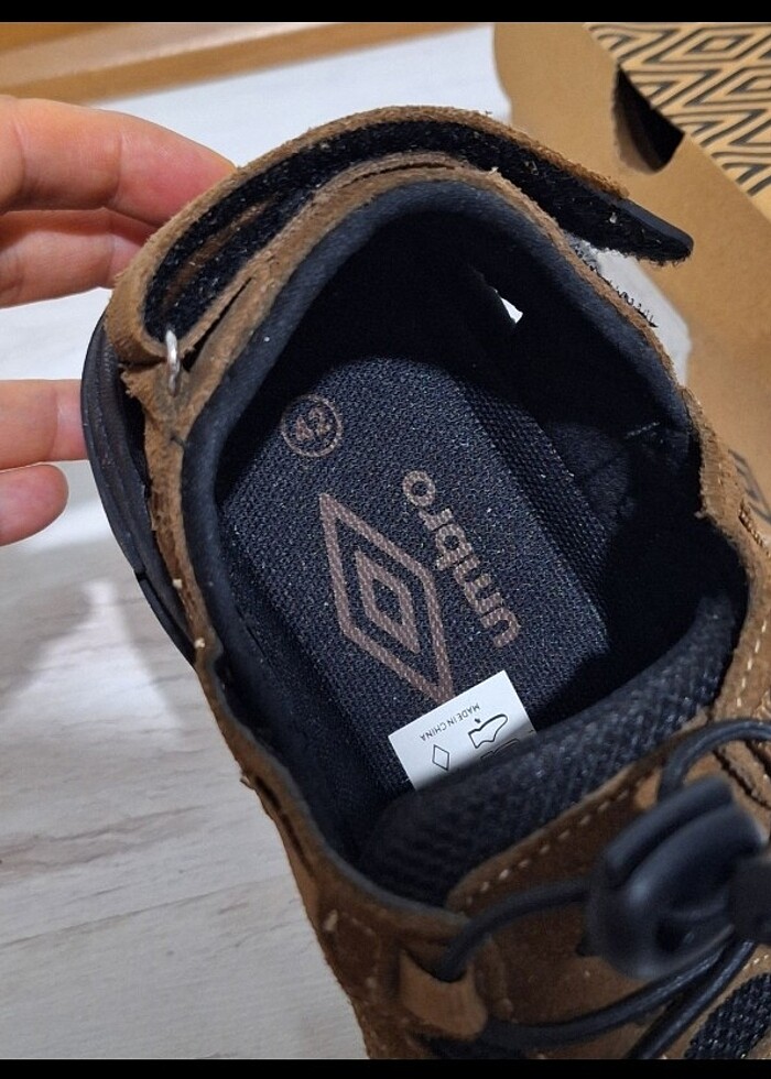 42 no Umbro erkek ayakkabı - Görsel 2