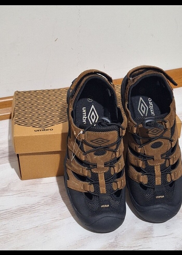 42 no Umbro erkek ayakkabı - Görsel 3