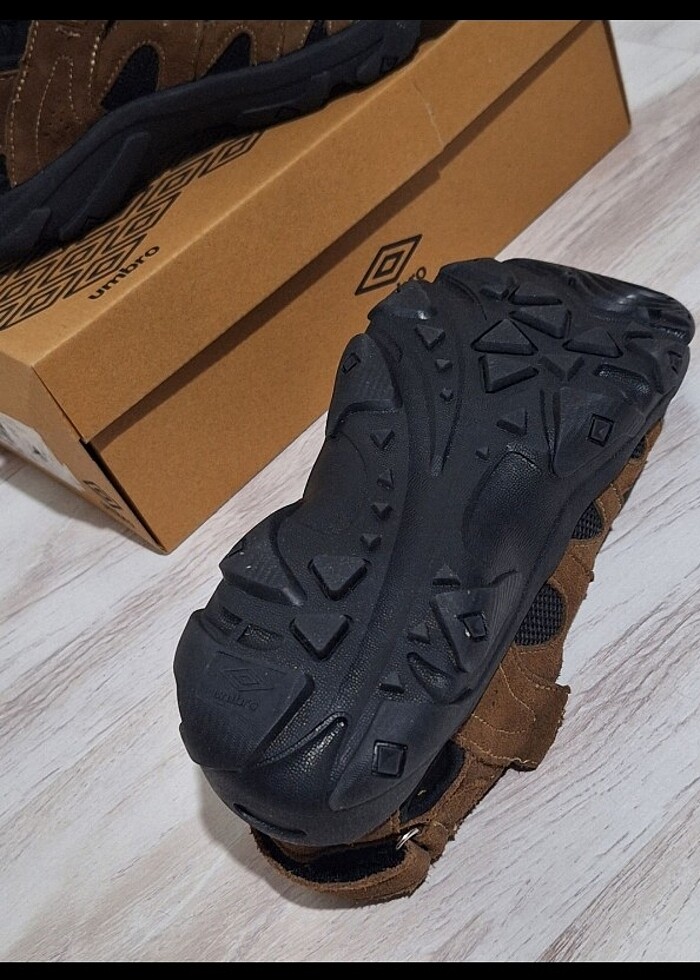 42 no Umbro erkek ayakkabı - Görsel 4
