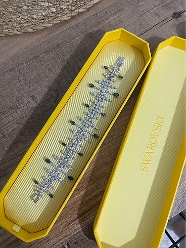 Swarovski künye