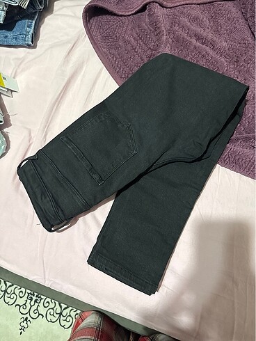 s Beden Siyah dar paça yüksel bel pantalon
