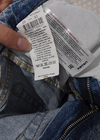 Paçası yırtmaçlı pantolon - Görsel 7