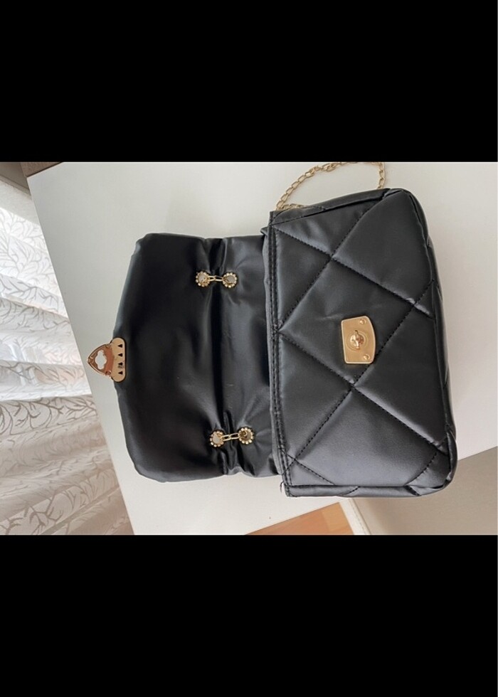 Siyah Çanta - Görsel 3