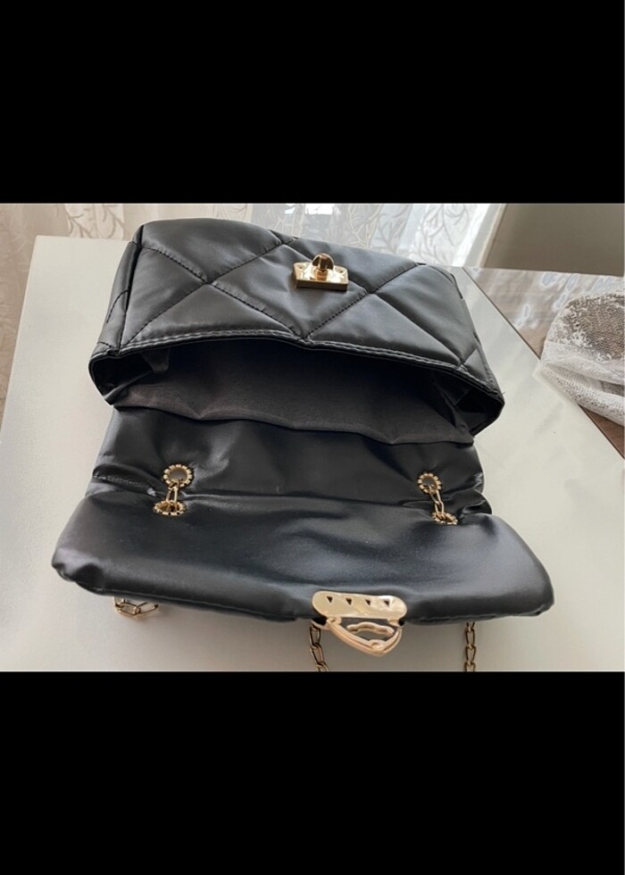 Siyah Çanta - Görsel 4