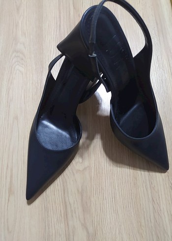 Siyah Tokalı Stiletto Ofis Ayakkabısı - Görsel 4