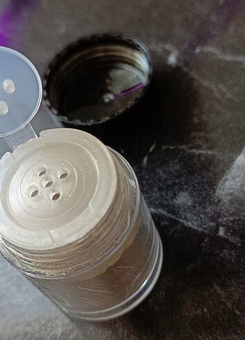 Farmasi Fafmasi pigment