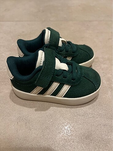 Adidas Spor Ayakkabı