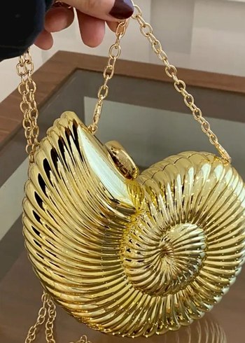 Beden altın Renk Zara Model Salyangoz Çanta