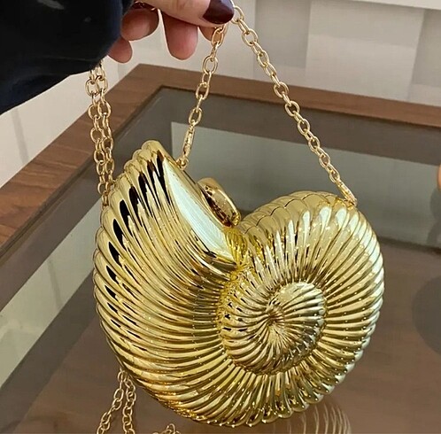 Beden altın Renk ZARA MODEL DENİZ KABUĞU ÇANTA