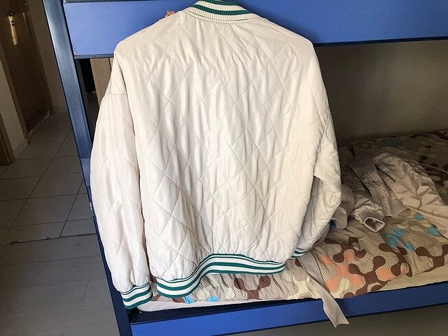 Bershka Bershka bomber şişme mont