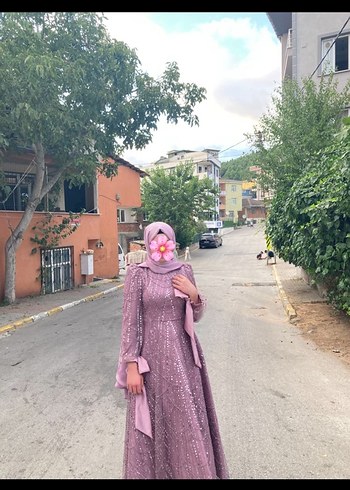 Uzun Mor Drapeli Bağlamalı Tesettür Elbise