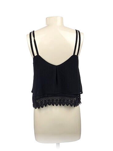 s Beden Pull and Bear Bluz %70 İndirimli.