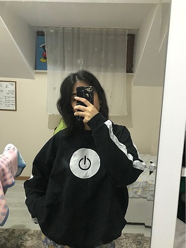 SİYAH SWEATSHİRT