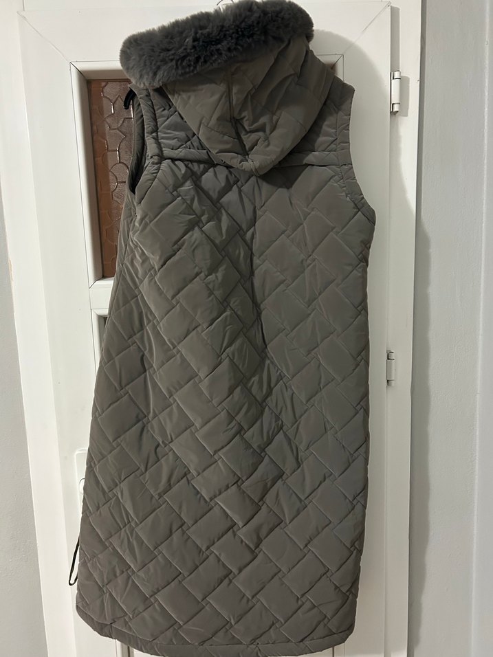 Gri Uzun Kürklü Kadın Yelek - Görsel 4