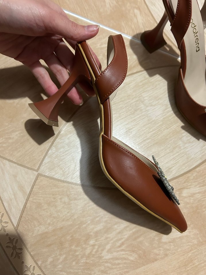 Modatrend Kahverengi Deri Kemerli Topuklu Ayakkabı - Görsel 3