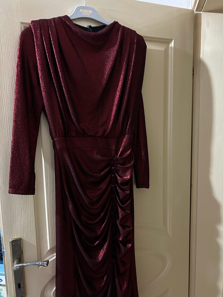 Bordo simli Drapeli Uzun Abiye Elbise - Görsel 3