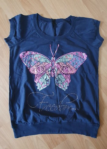 Kelebek Baskılı Pul Detaylı Kız Tişörtü - Görsel 2