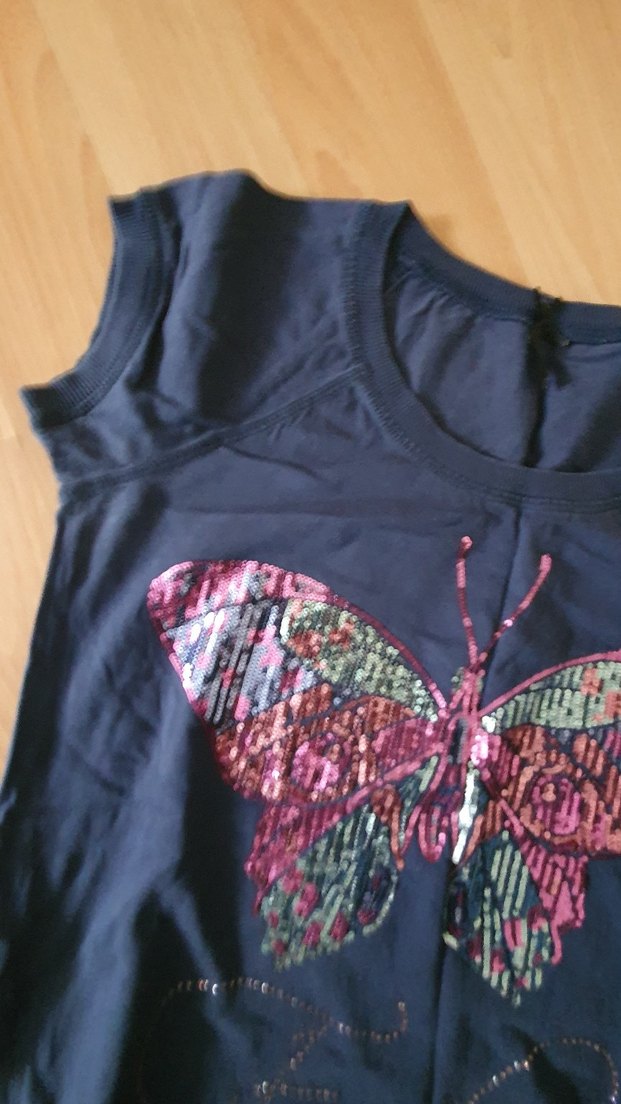 Kelebek Baskılı Pul Detaylı Kız Tişörtü - Görsel 3