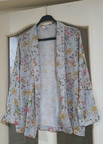 Gri Bohem Çiçek Desenli Midi Kadın Sabahlık - Görsel 4