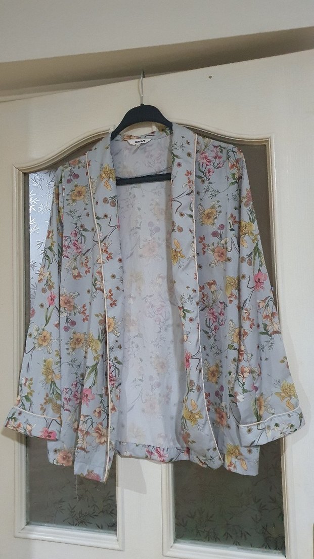 Gri Bohem Çiçek Desenli Midi Kadın Sabahlık - Görsel 4