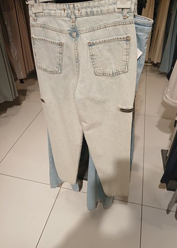 Fermuarlı açık mavi Kadın Midi Jean - Görsel 3