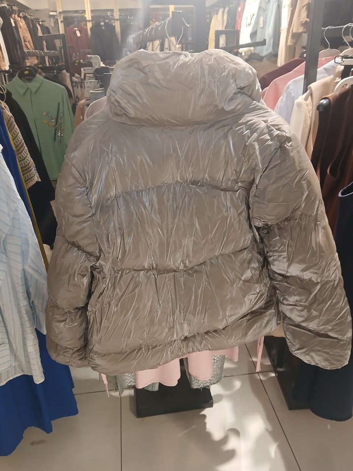 Gri Kadın Kısa Sokak Stili Mont - Görsel 2